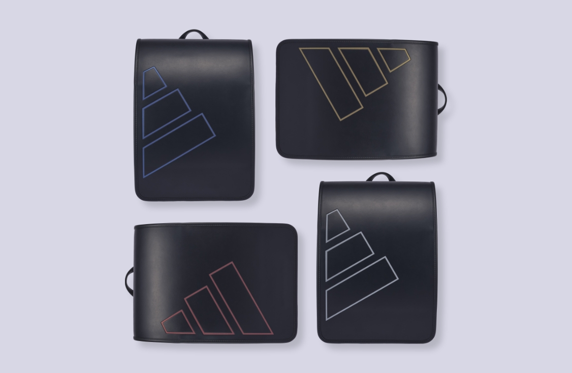 アディダス ストライク