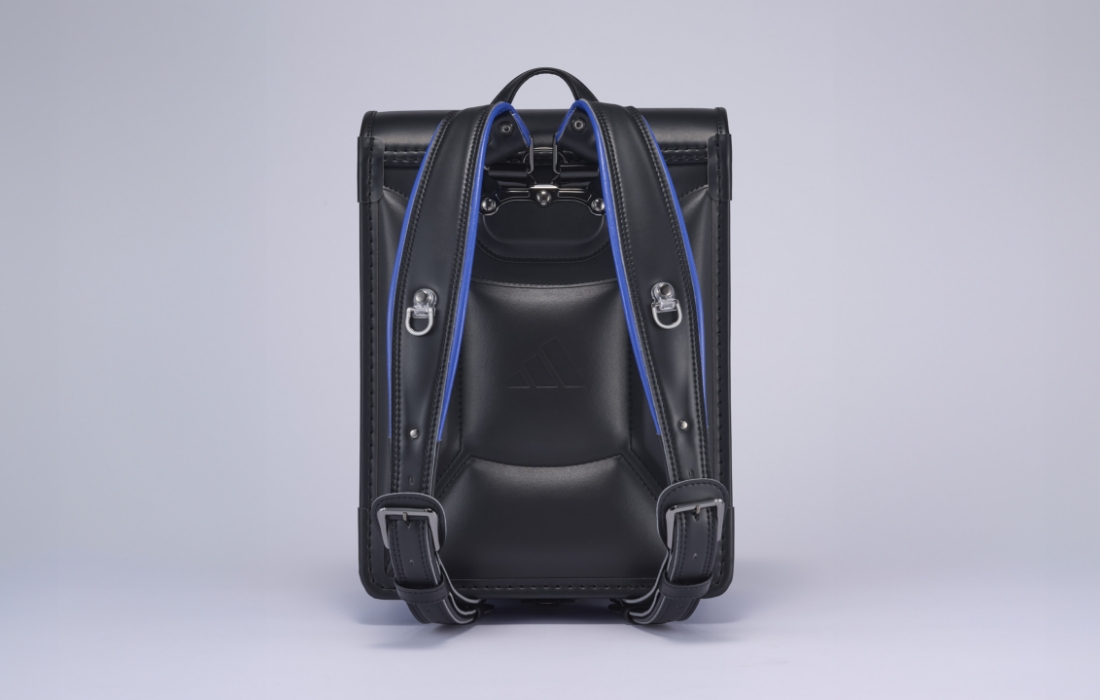 背中が軽い、快適な背負い心地。説明画像